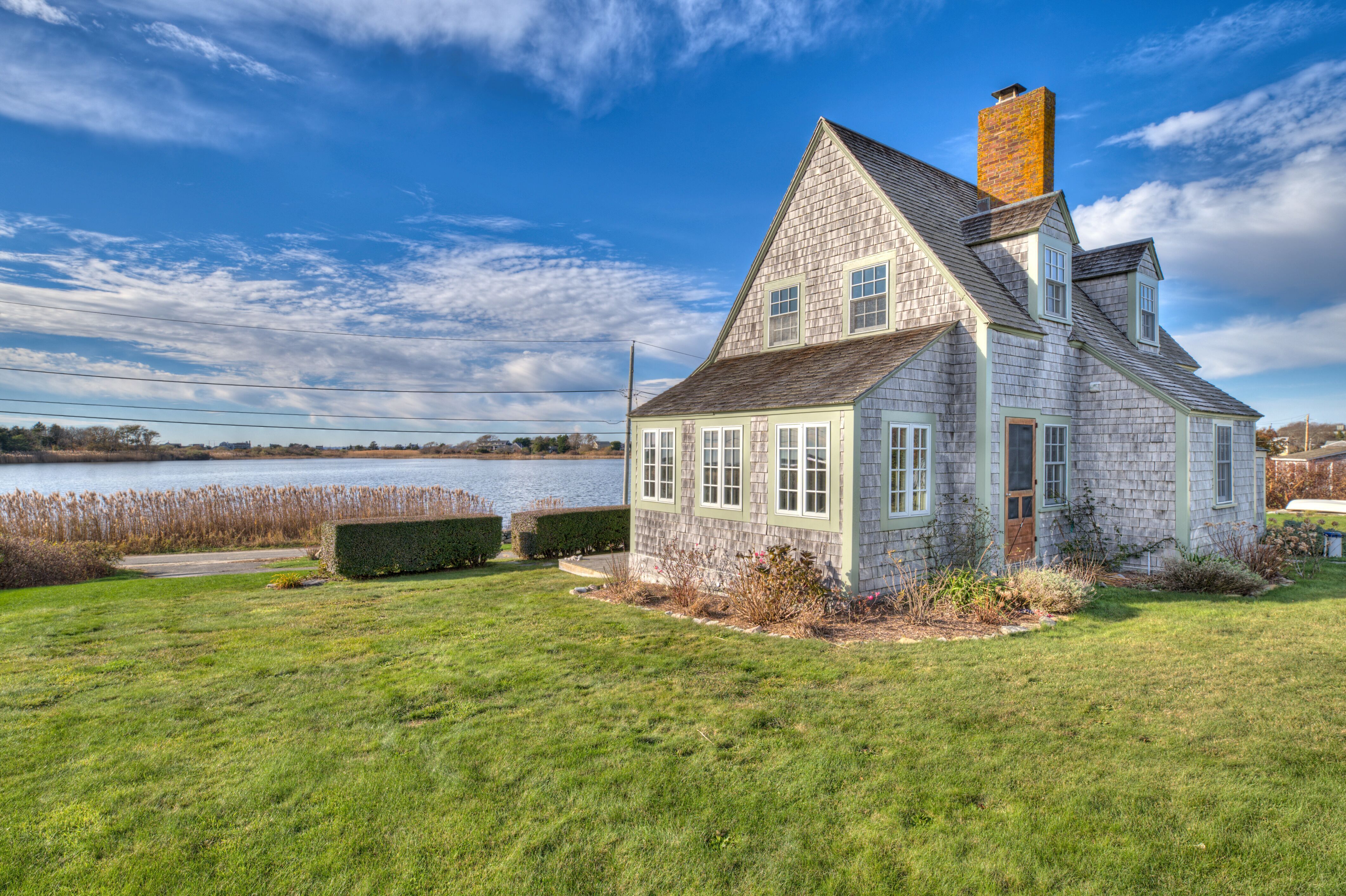 Little Compton Cottage Sells for $2.13 Million | Go Local Prov