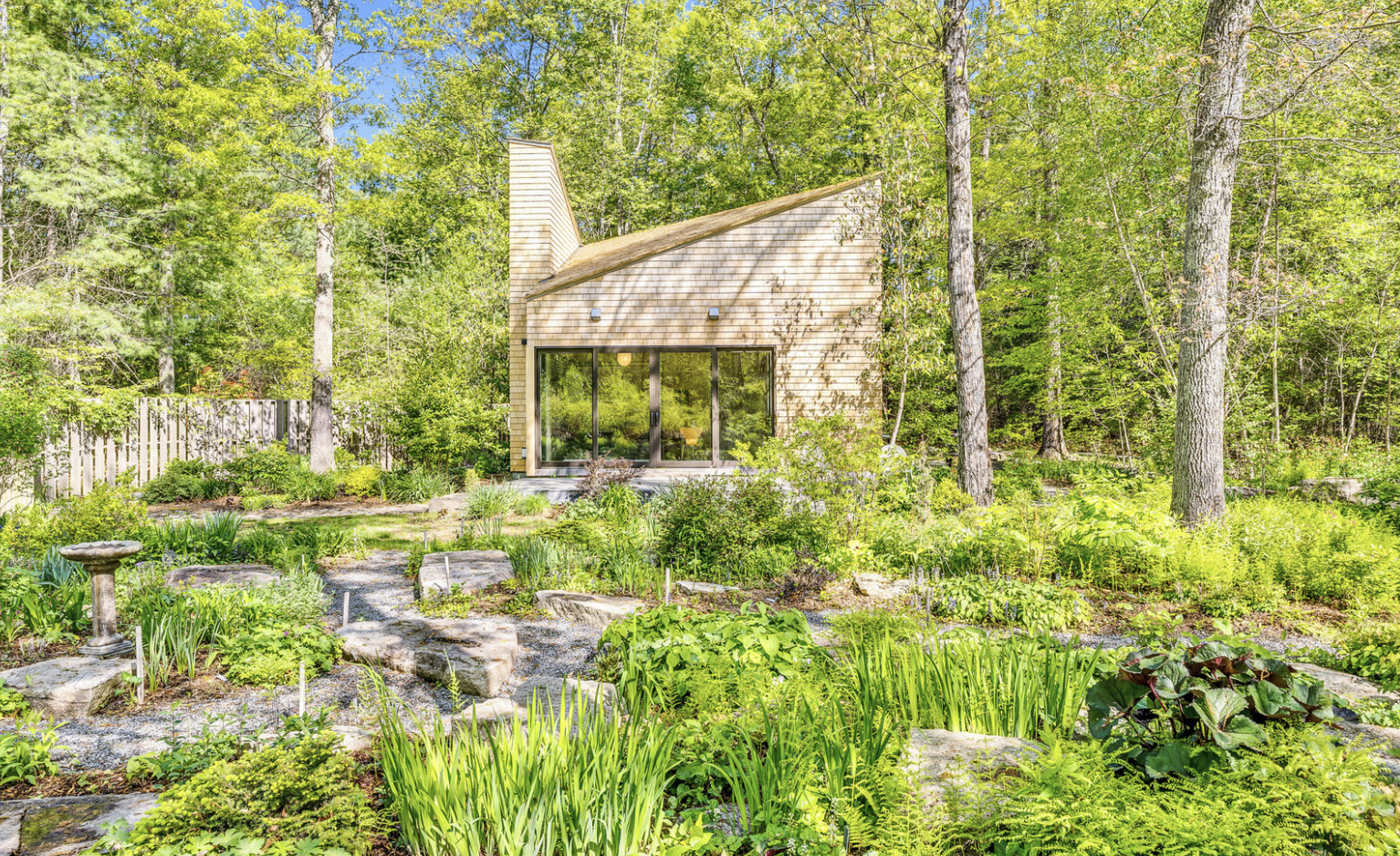 VIDEO: The Foster “Getaway” on 7 Acres, Designed by… | Go Local Prov